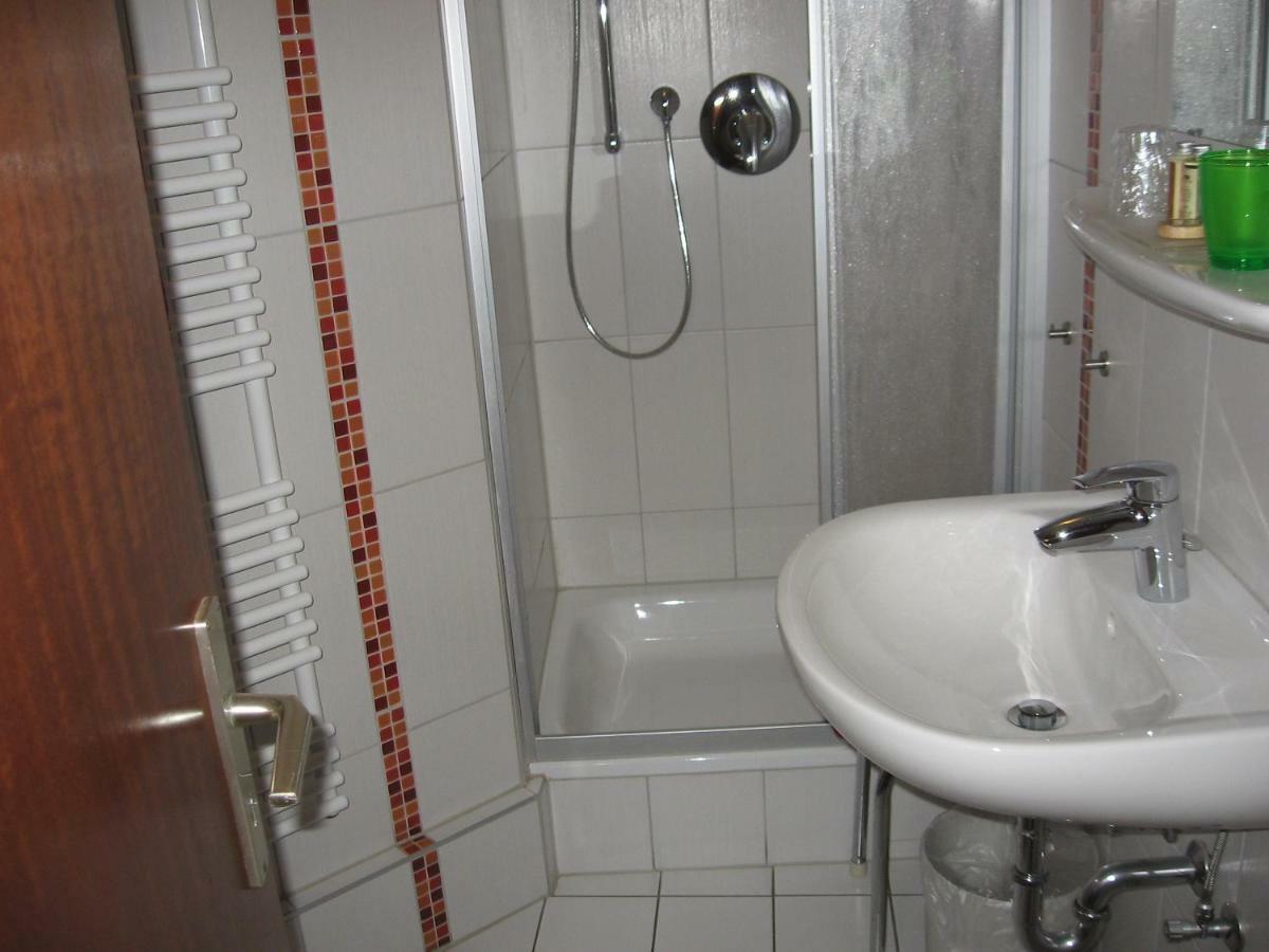 Pension Haus Ursula كوبلنس المظهر الخارجي الصورة